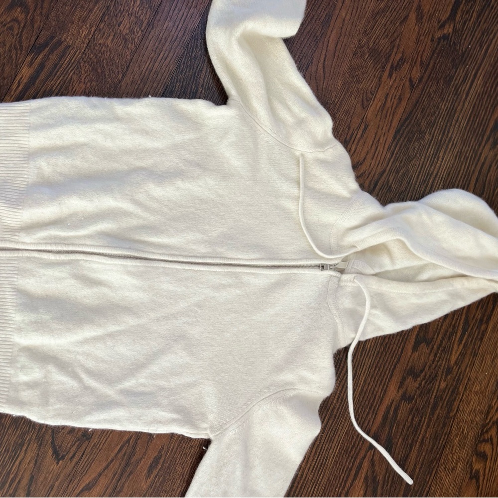 Cozy White Zip-Up Hoodie